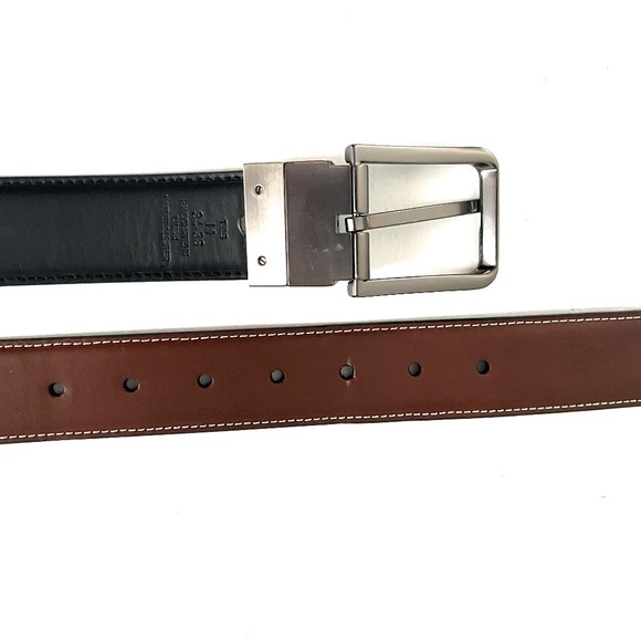 !! - Kenneth Cole REACTION Men's Engraved Logo Belt - Picture 3 of 8